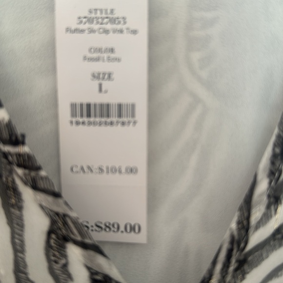 White House Black Market black & White Blouse - Picture 7 of 7